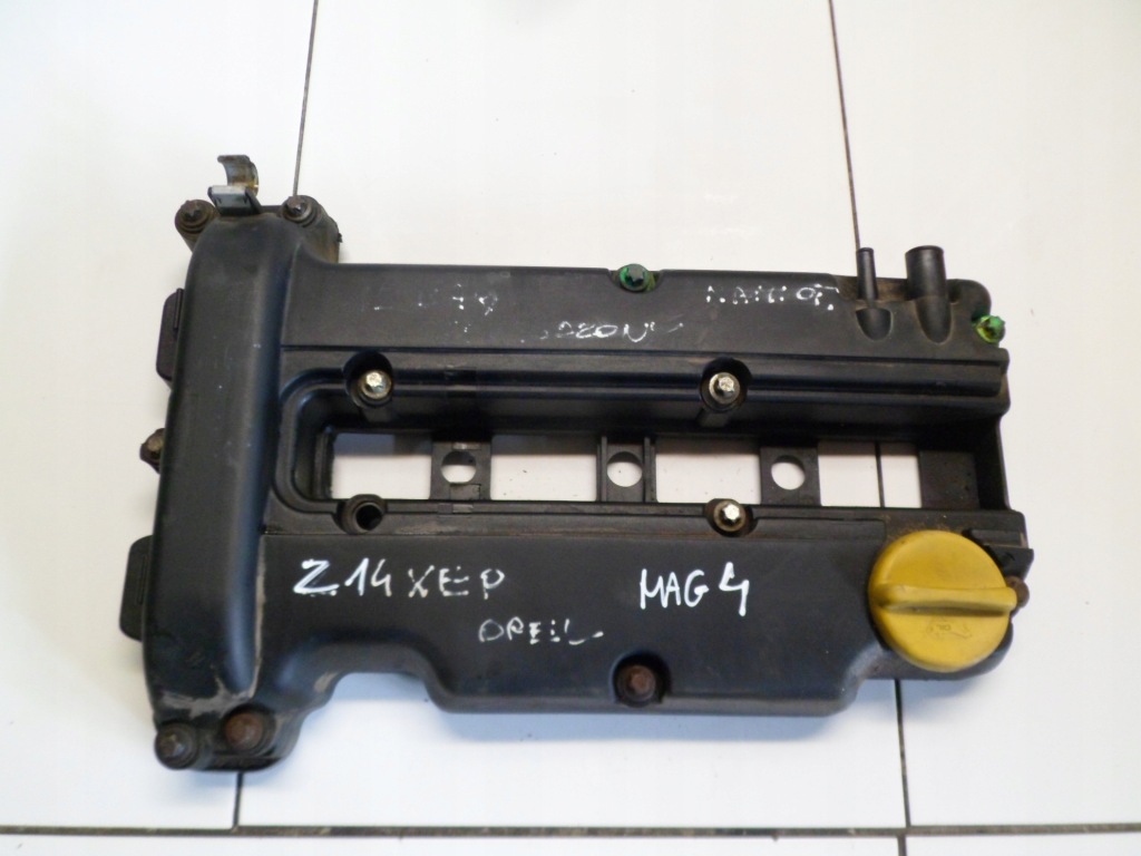 фото №1, Opel corsa d 1.4 z14xep кришка клапанів 55351461