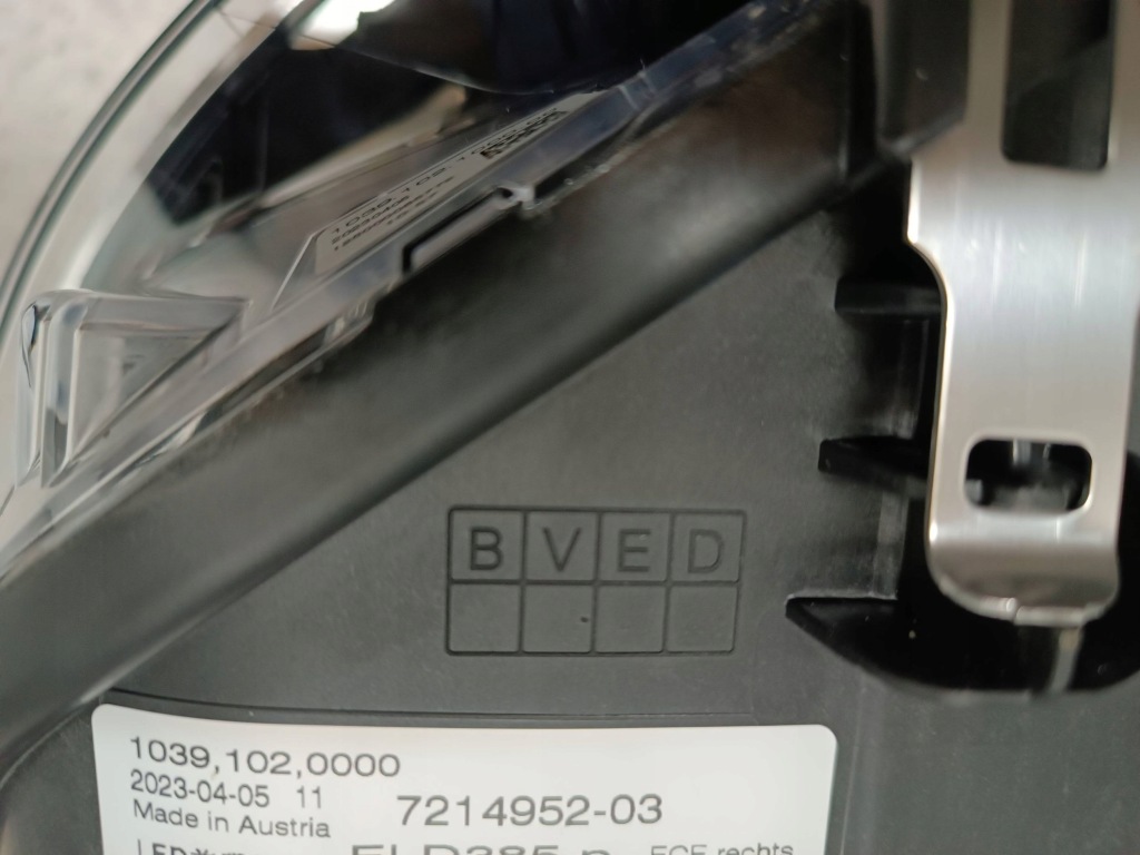 фото №7, Лампа правая передняя bmw 5 g30 g31 7214952