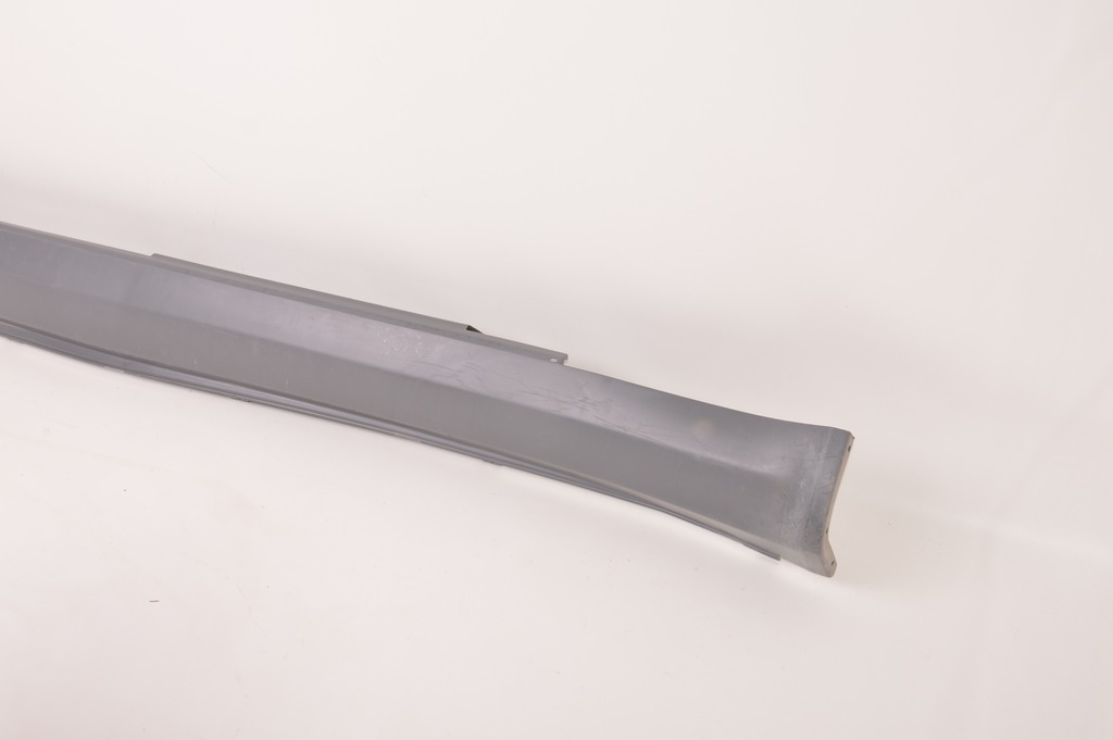 фото №5, Maserati granturismo m139 молдинг порог nowa rh