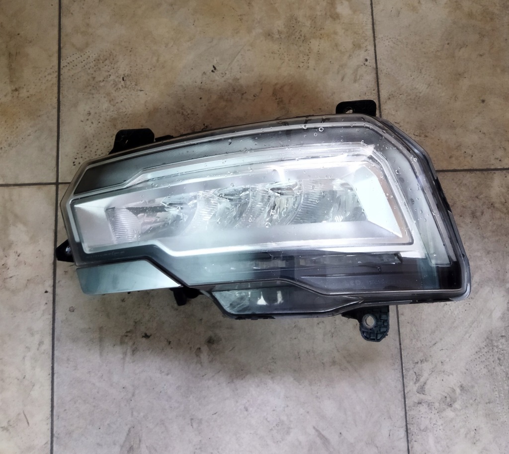 Лампа фара ліва права daf xf xg 106 full led Недорого