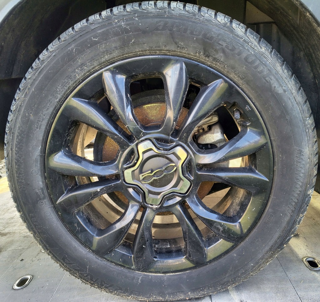 Решётка радиатора решётка  бампера молдинг хром значок эмблема fiat 500x 735614549 с Разборки