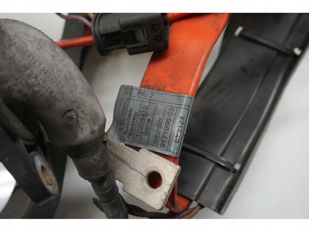 Bmw 7 series plus / клемма / шланг аккумулятор 740i, li бензин 9168421 Оригинал