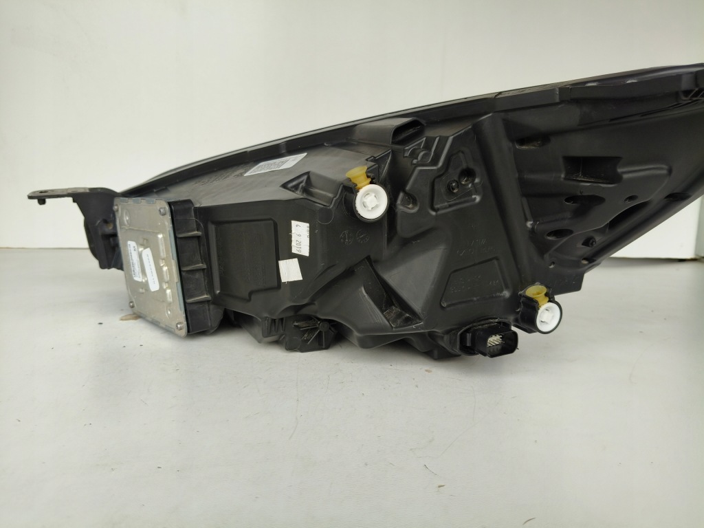 Фара правий фара ford focus mk4 18- full led в Україні