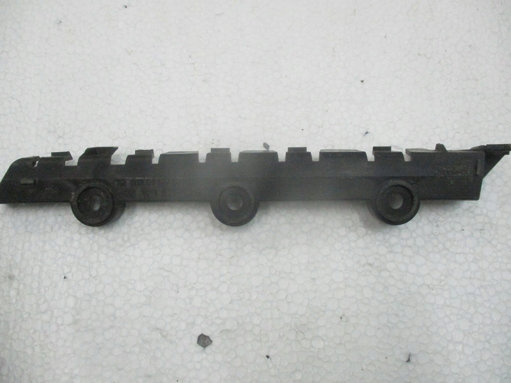 фото №1, Напрямна перед лівий 5j6807393 skoda fabia ii