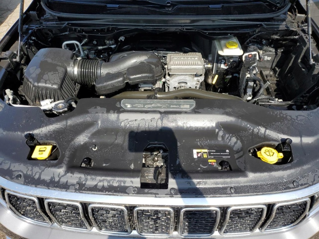 Рамка молдинг лампы правая передняя jeep wagoneer grand wagoneer ws 5.7 22- Оригинал