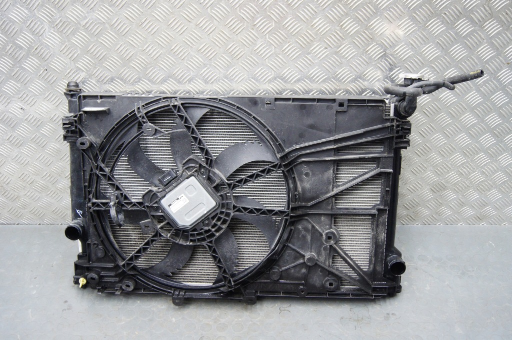 фото №9, Pas передний радиатор camry viii 8 2,5 b автоматическая коробка передач