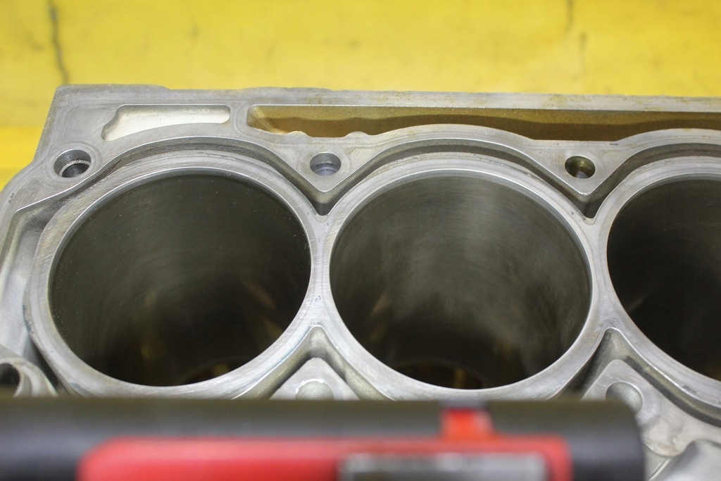 фото №8, Блок двигуна vw passat b6 golf audi a3 8p skoda seat 1.6 fsi blf 03c103019