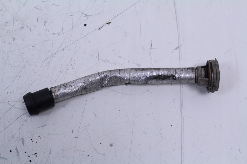 Купити Труба шланг води audi q5 3.0tdi cdu