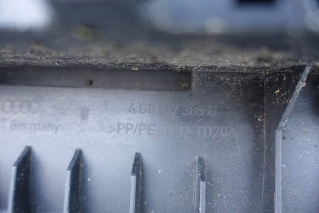 Купити Audi a7 4g8 usa s-line бампер задня задній pdc лампа габаритна