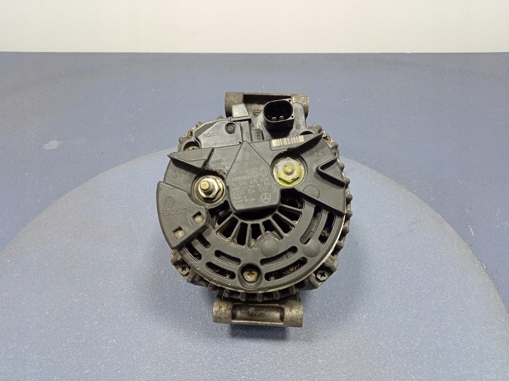 Купити Mercedes e w211 e200 компресор 163km 271.941 генератор 150a a2711541002