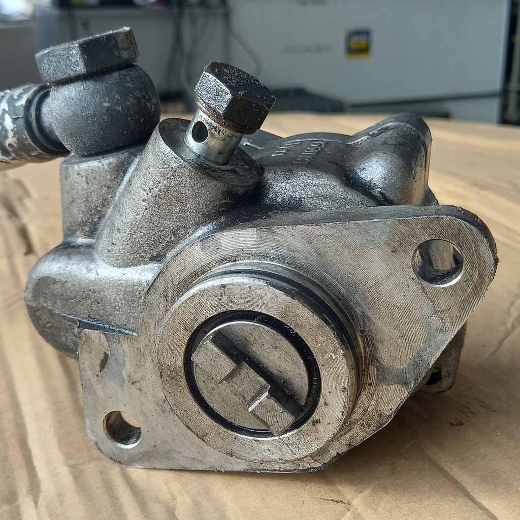 фото №1, Renault master 2 ii 2.8dti насос усилителя