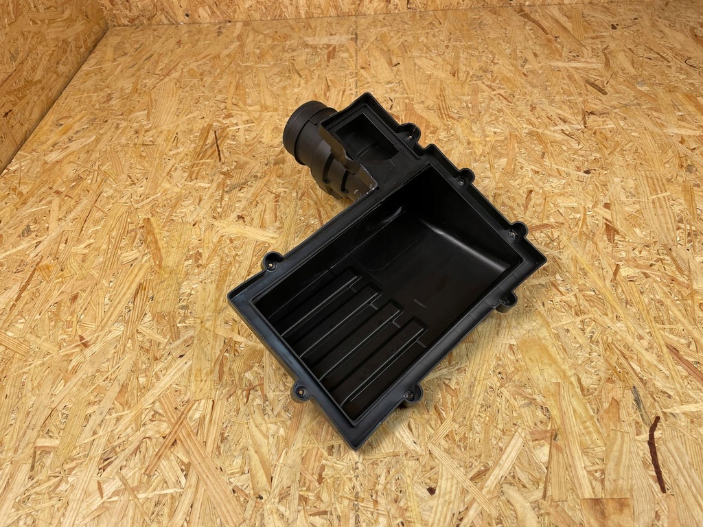 фото №8, Корпус фільтра повітря верхній частина vw skoda seat audi 5q0129607aa