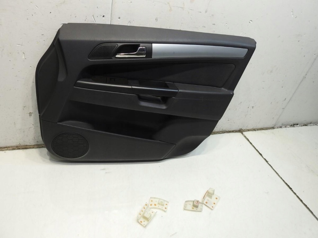 фото №11, Обивка дверь правый перед opel zafira b 13164487