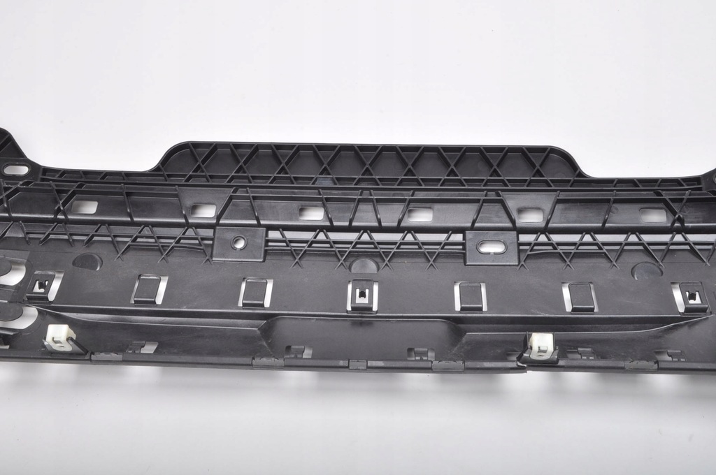 фото №8, Bmw i4 g26 кронштейн бампера задня 23r 8096508