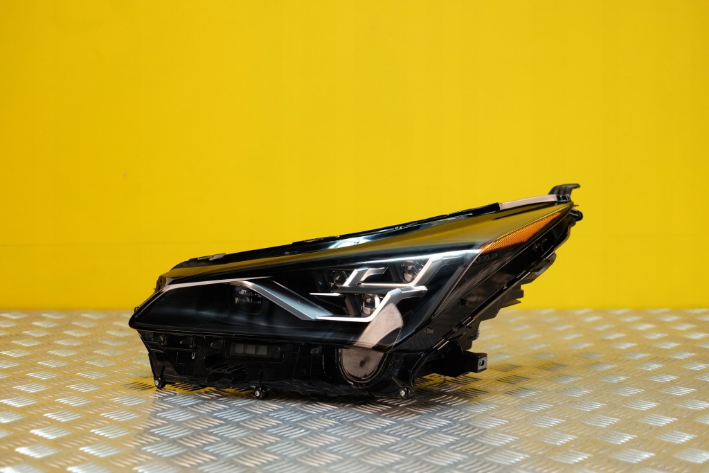 Купить Lexus nx nx200t nx300h рестайлинг  2018- фара фара full led l европа