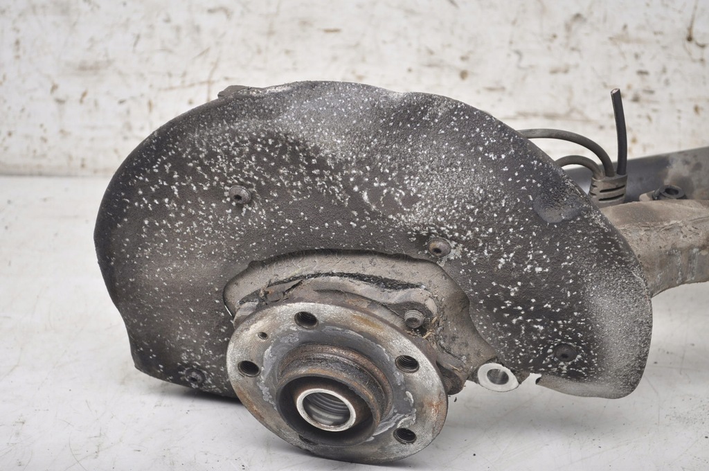 фото №5, Audi a4 b8 2.0 tdi поворотный кулак левая передняя