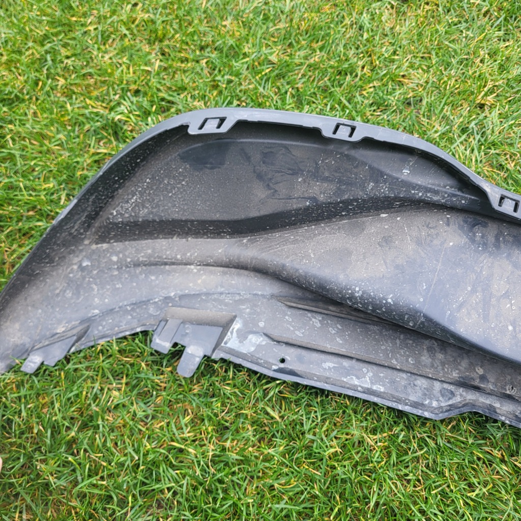 Спойлер бампера задній vw golf viii gti 5h6807568d в Україні