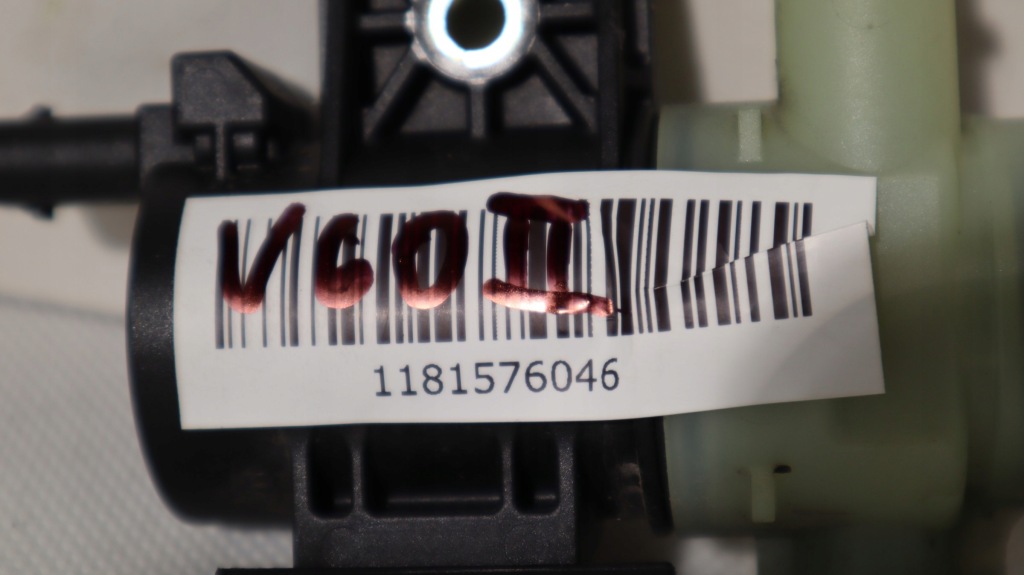 Volvo v60 ii 2.0 t6 plug in hybrid клапан паров топлива 32139918 Киев