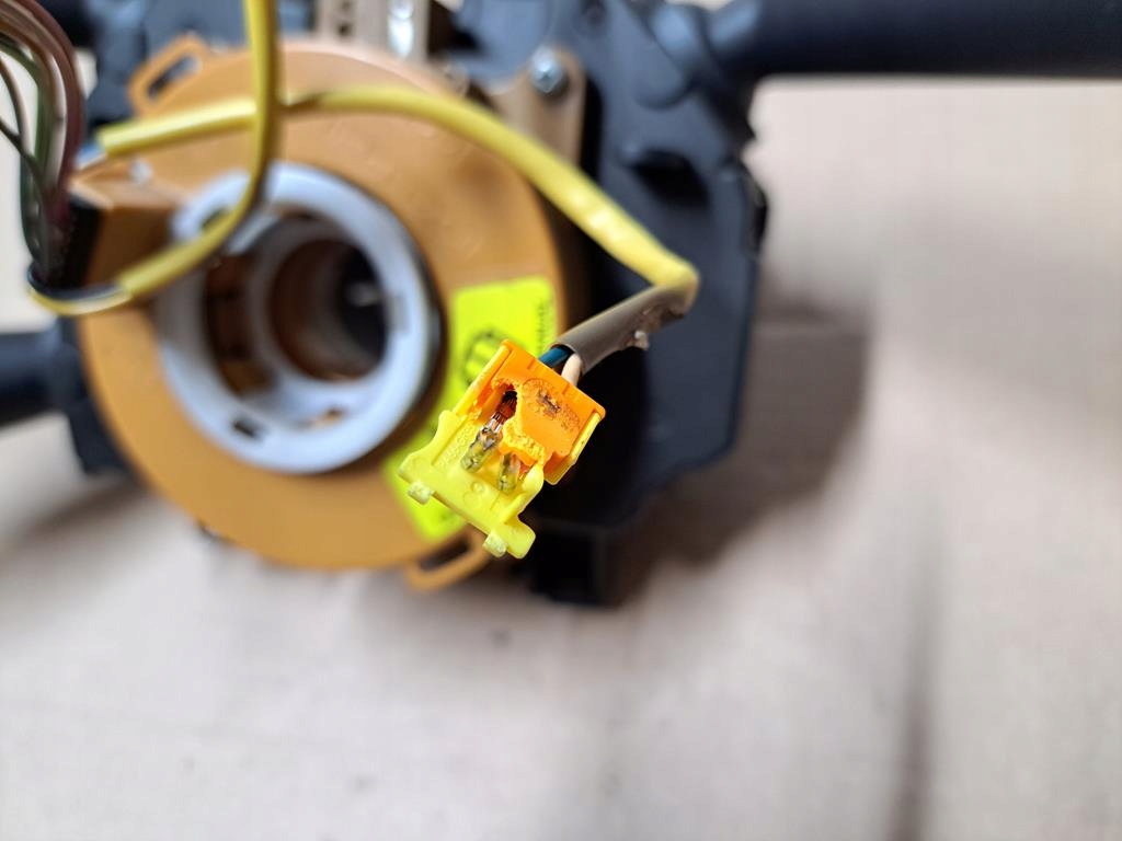 фото №3, Перемикач комбінований alfa romeo giulietta 01561013040