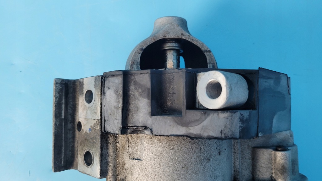 фото №7, Bmw 5' g31 518d touring 18r стартер 8671504