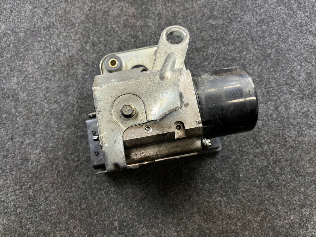 фото №8, Lancia thesis 2.4 jtd насос abs 13663921 54084631h