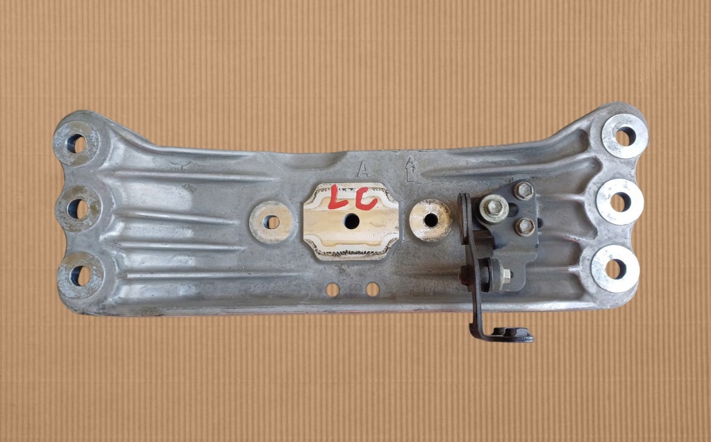 фото №1, Кронштейн коробки передач підпора lexus lc500h lc 500h