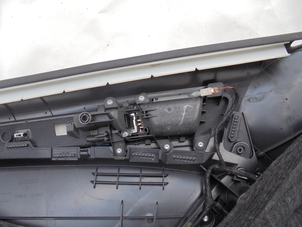 фото №10, Обшивка оббивка правий перед двері вікон s-line audi a5 8t lift 8t8867106