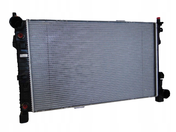 Купить Mercedes c 203 sport купе рестайлинг  радиатор воды