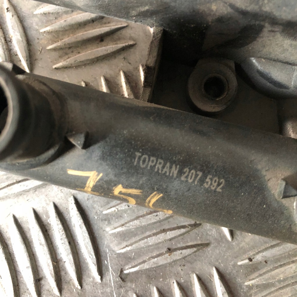 фото №3, Корпус термостата renault master 207592