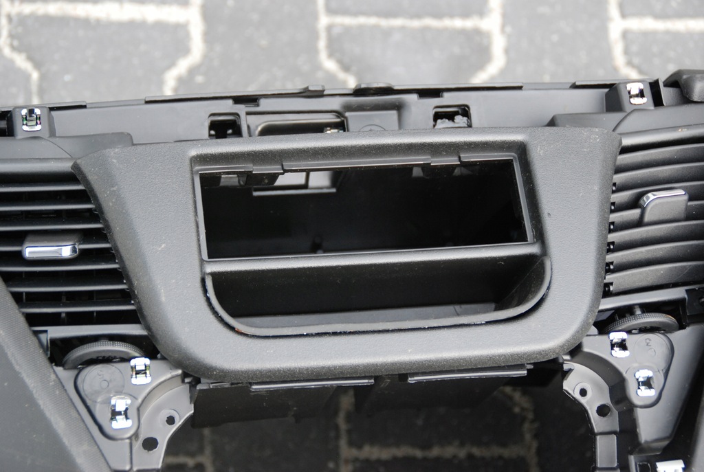 фото №14, Iveco daily 14-17 панель приладів консоль панель приладів новий model