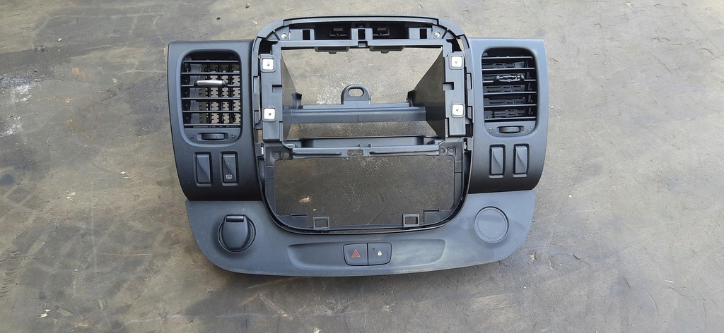 фото №2, Рамка середня радіо renault trafic iii 682607479r