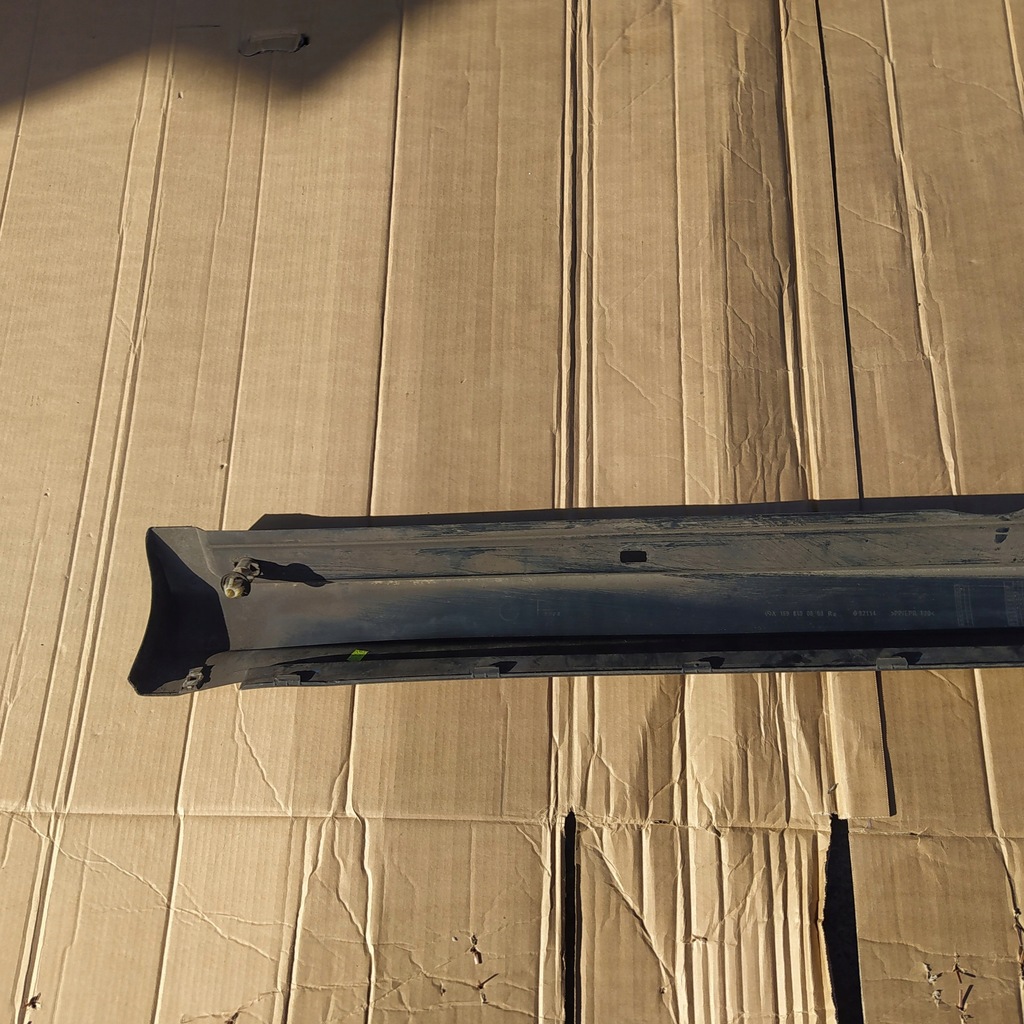 фото №5, Mercedes-benz оригинальный номер a1696100808 молдинг порог