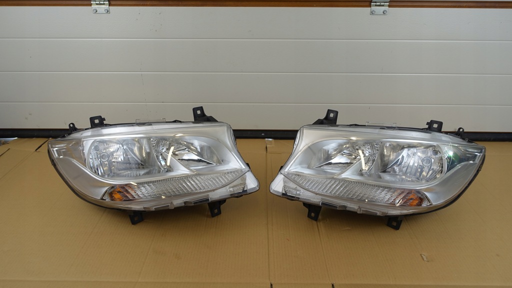 фото №1, Лампа mercedes sprinter 907