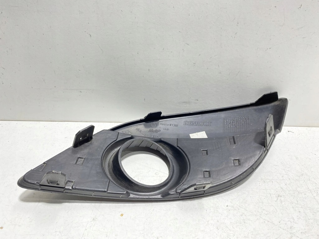 фото №15, Renault twingo ii 2008 правая сторона решётка радиатора радиатора / решётка радиатора