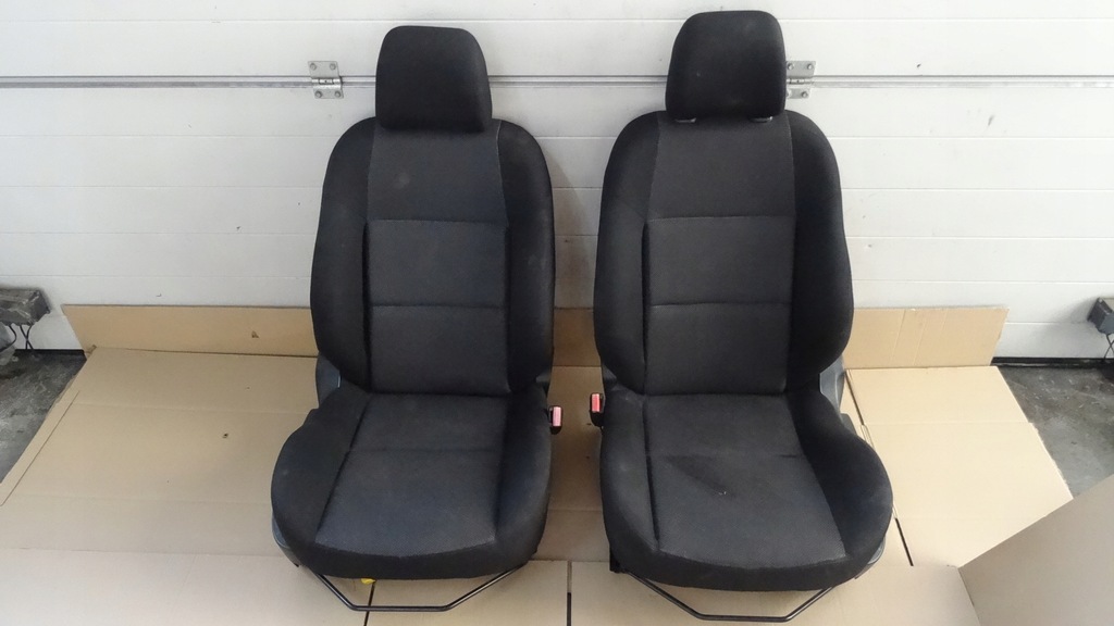 фото №8, Peugeot 207 сидіння сидіння заднє сидіння оббивка hb 5d