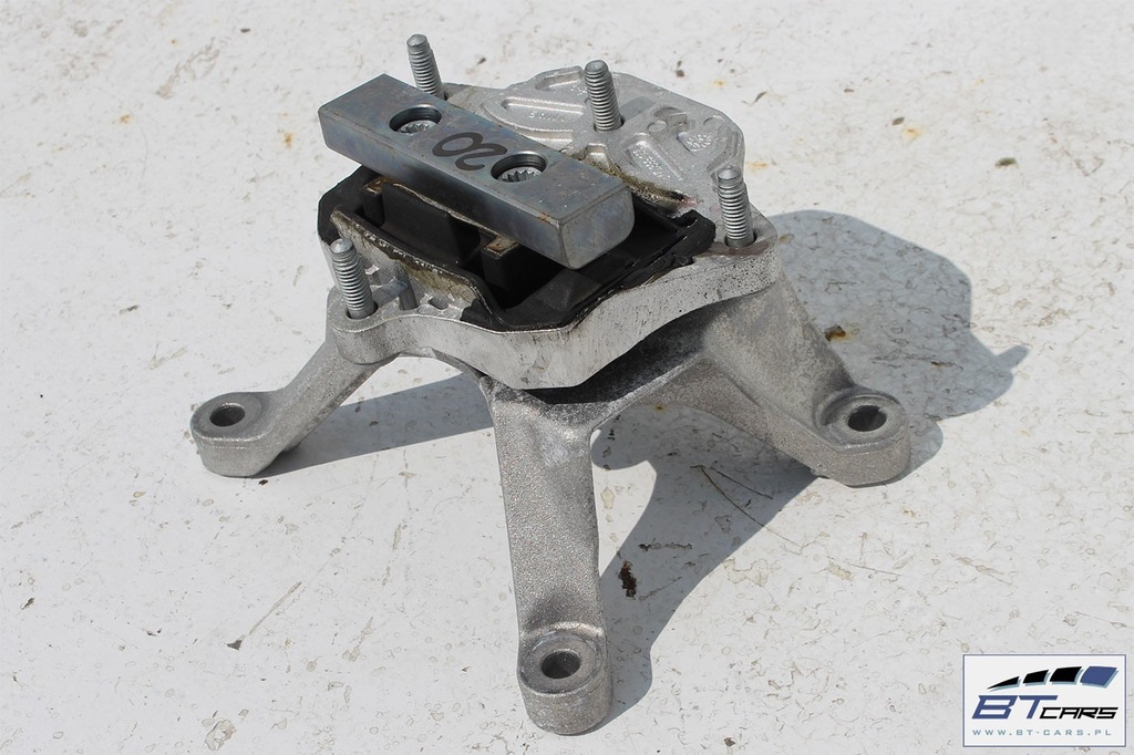 фото №13, Audi a4 a5 q5 кронштейн подушка коробки передач 8w0399118c 8w0399156 опора 8w0