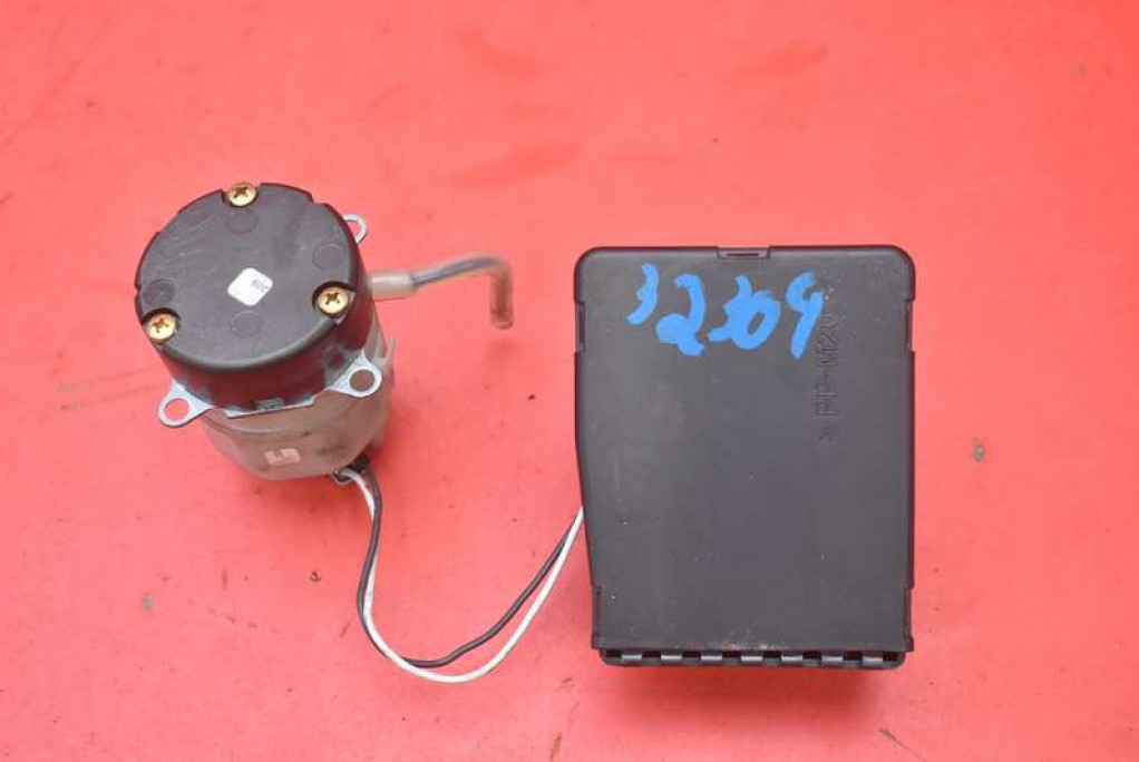 фото №6, Помпа центрального замка 1688000248 mercedes a-klasa w168 97-01