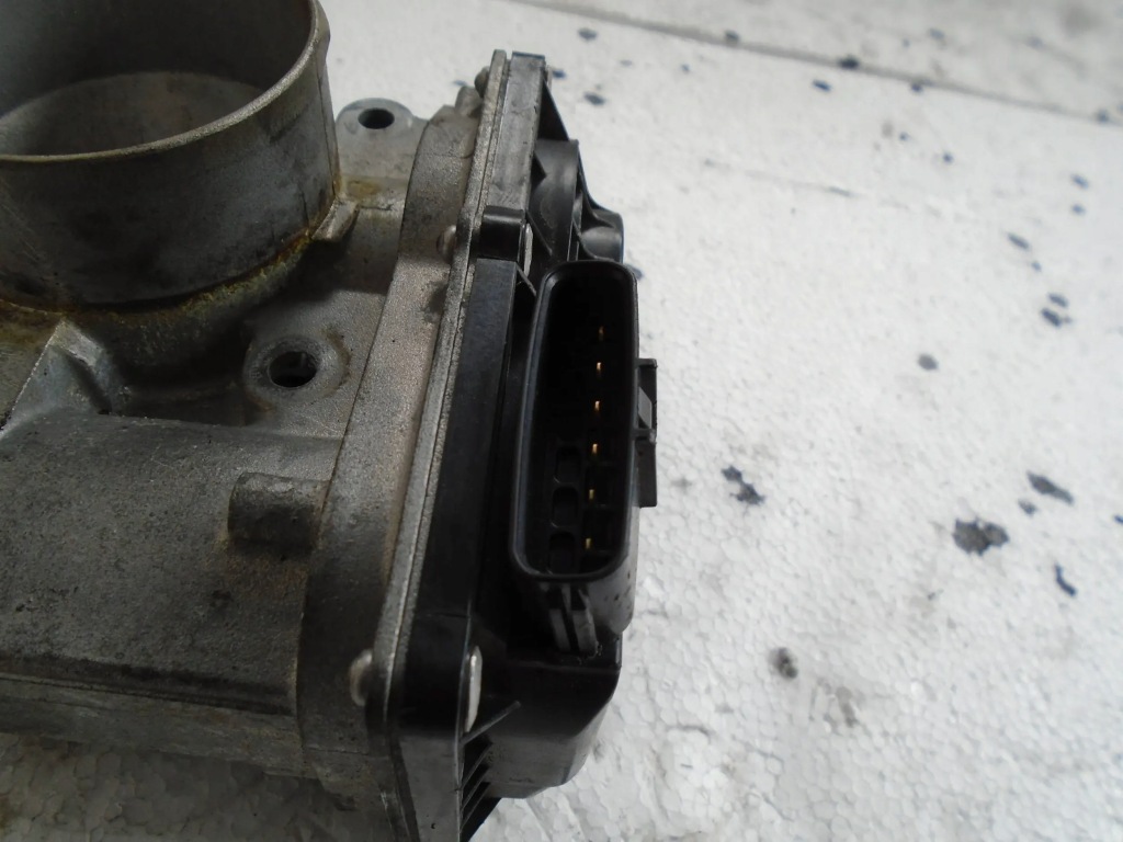 фото №4, Дроссельная заслонка zj3813640 mazda 2 ii 1.3 16v 07-