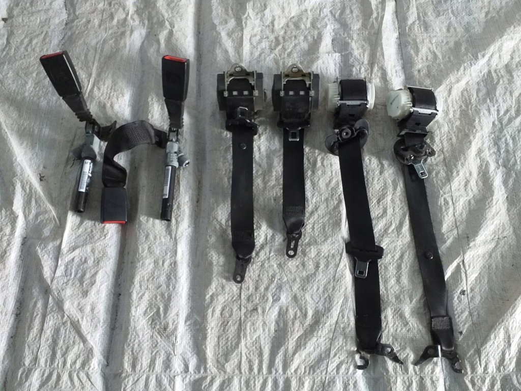 фото №1, Bmw 3 e90 pas ремені безпеки kpl 7069955 оригінальний номер