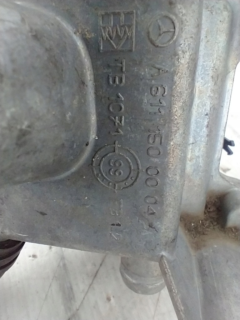 Купити Mercedes e-klasa w210 нагрівач води обігрівач a0001590504 a6111500004