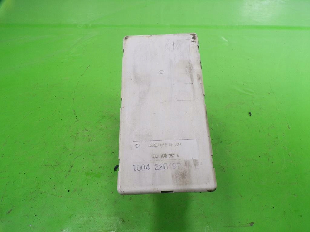 фото №1, Audi a4 b5 помпа центрального замка 8l0862257e