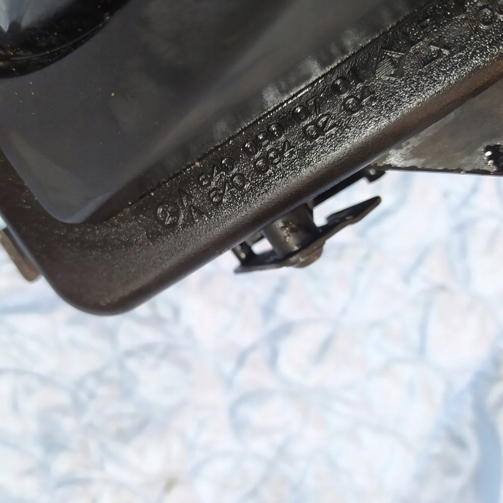 фото №5, Корпус фільтра повітря mercedes w245 a6400800701