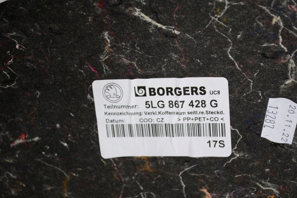 фото №5, Skoda enyaq молдинг багажника правая iv 50 2023 rhd