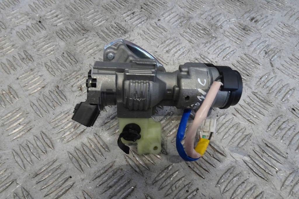 фото №1, Kia stonic замок зажигания 22-