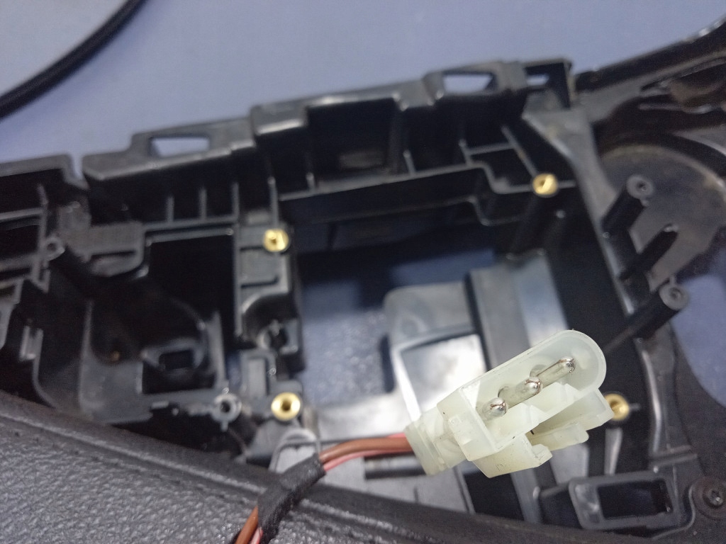 фото №7, Bmw 6 f13 туннель средний подлокотник кожа