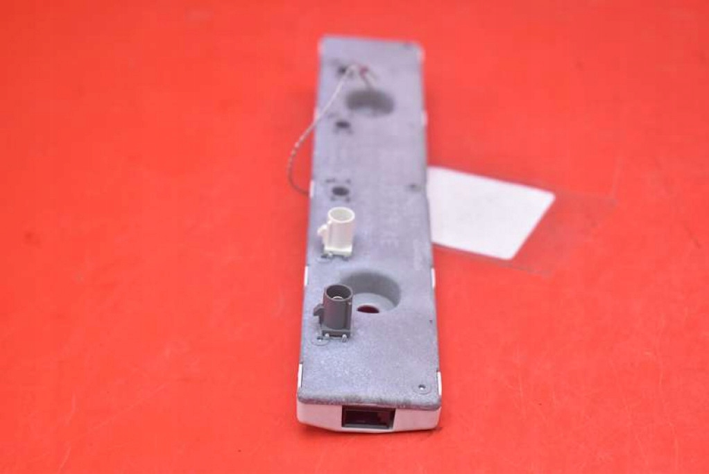 фото №6, Усилитель антенны 4l0035225ae audi q7 4l lift 08-15