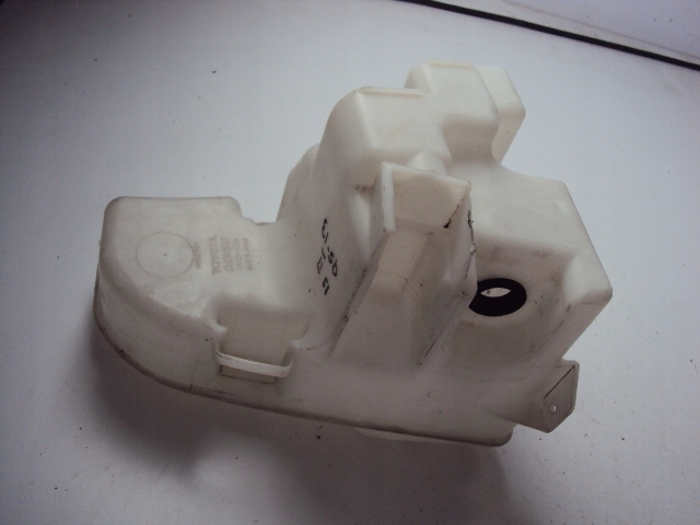 фото №3, Бачок омывателя lexus is ii 05-13