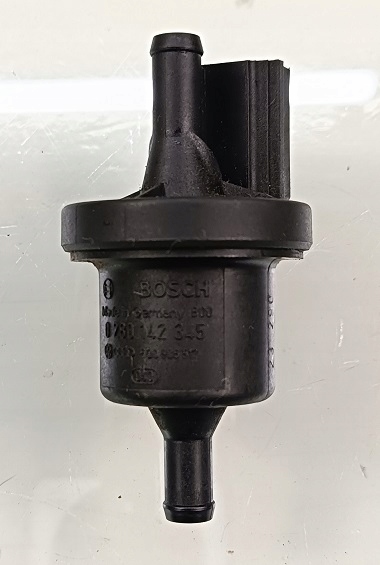 фото №1, Vw polo iv 9n 03 r 1.2 12v клапан топлива 0280142345