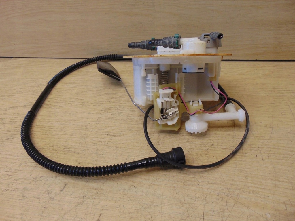 фото №8, Насос топлива w бак поплавок toyota iq