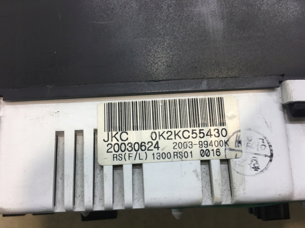 фото №7, Счетчик приборы carens ii 2.0 crdi 0k2kc55430